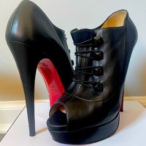 Christian Louboutin Pyramid 150 heel Pumps Size 39